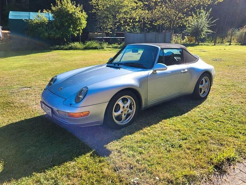 Silber Gebraucht 1996 Porsche 911 Carrera Cabriolet Cabrio | 59.999 € - Bild 1/4