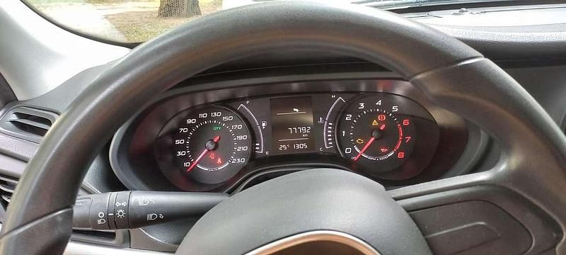 Silber Gebraucht 2016 Fiat Tipo Limousine | 8.299 € (Fairer Preis) - Bild 1/4