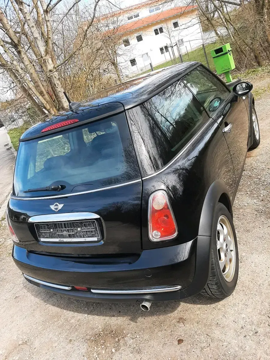 Second-hand Mini Cooper 90 CP (66 kW) 2005 Negru Hatchback