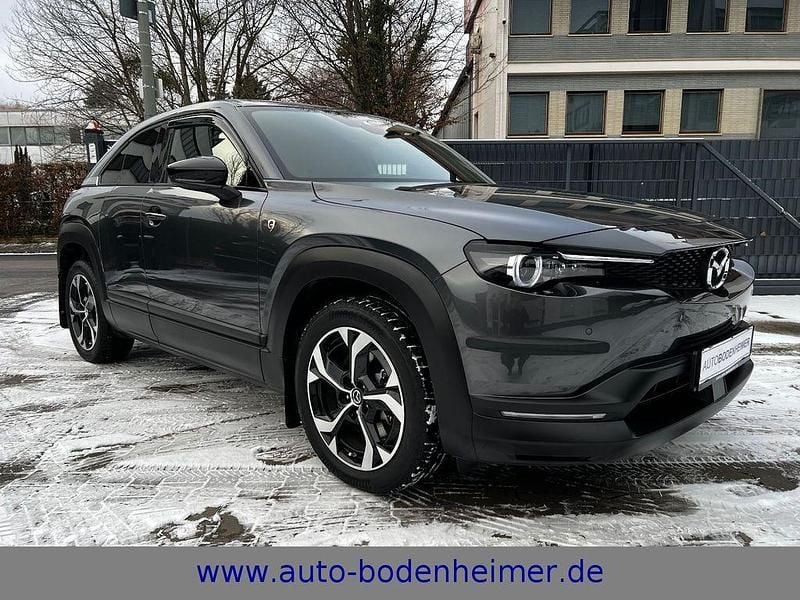 Grau Gebraucht 2024 Mazda MX30 Ad'Vantage SUV | 20.900 € (Superpreis) - Bild 1/4