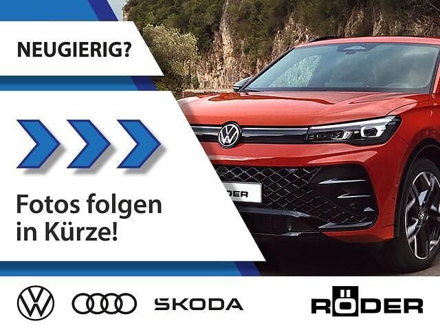 Silber Gebraucht 2022 VW Tiguan Life SUV | 30.490 € (Etwas zu teuer) - Bild 1/4