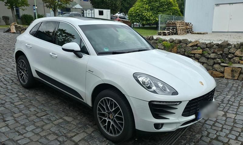 Gebraucht Porsche Macan S 258 PS (189 kW) 2015 Weiß SUV
