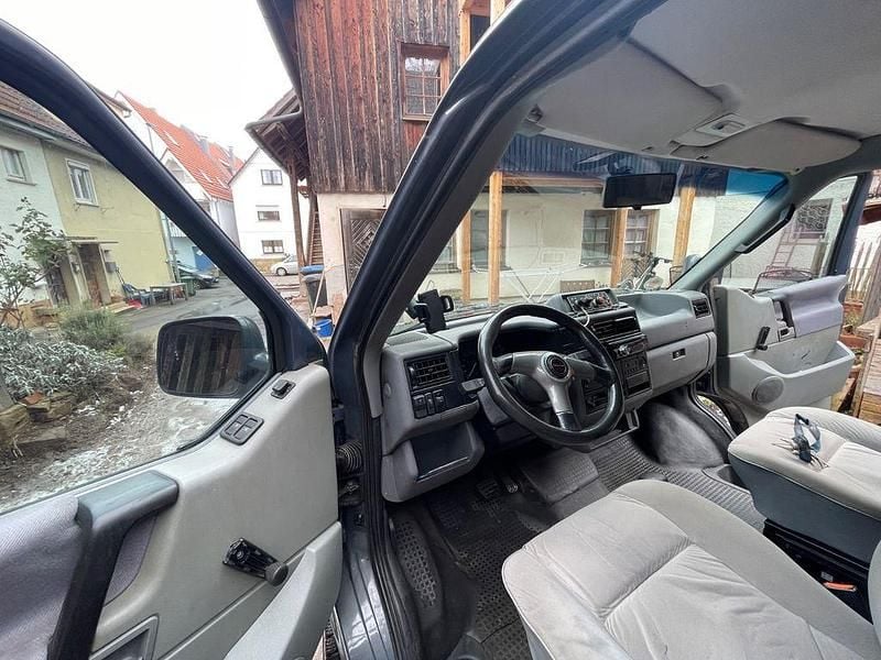 Gebraucht VW T4 110 PS (80 kW) 1993 Blau Van