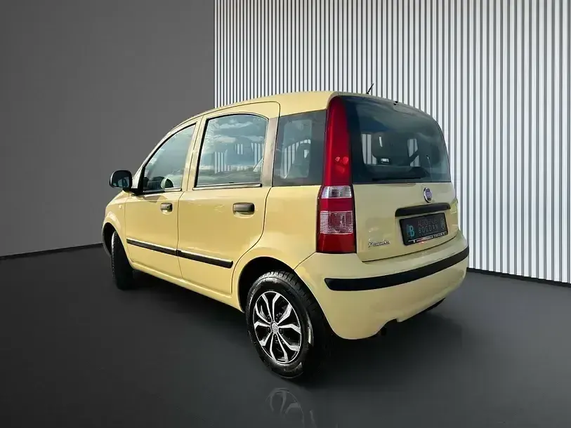 Gebraucht Fiat Panda Active 69 PS (50 kW) 2012 Gelb Kleinwagen