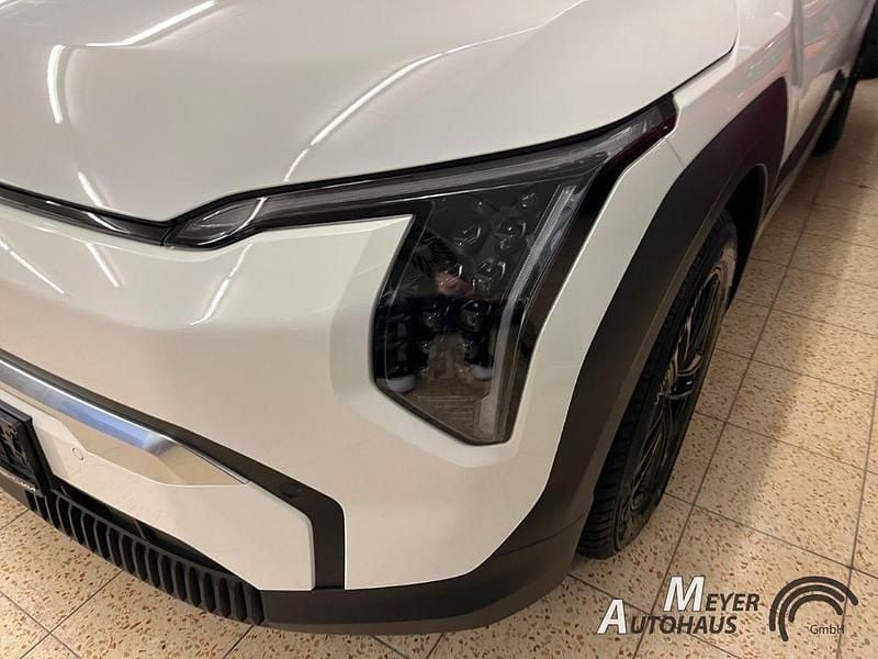 Neu Kia EV3 150 kW (204 PS) 2025 Schneeweiss SUV