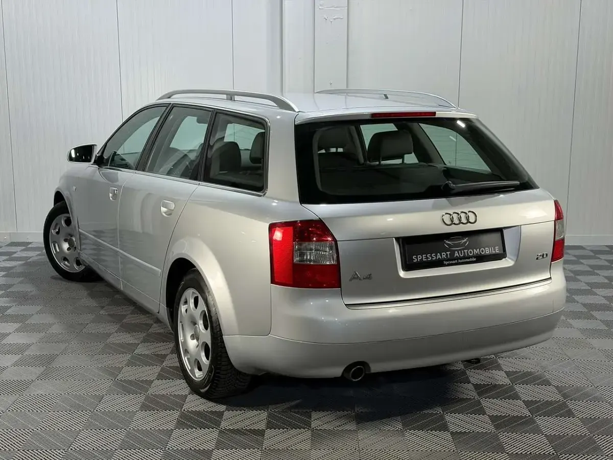 Gebraucht Audi A4 131 PS (96 kW) 2004 Silber Kombi
