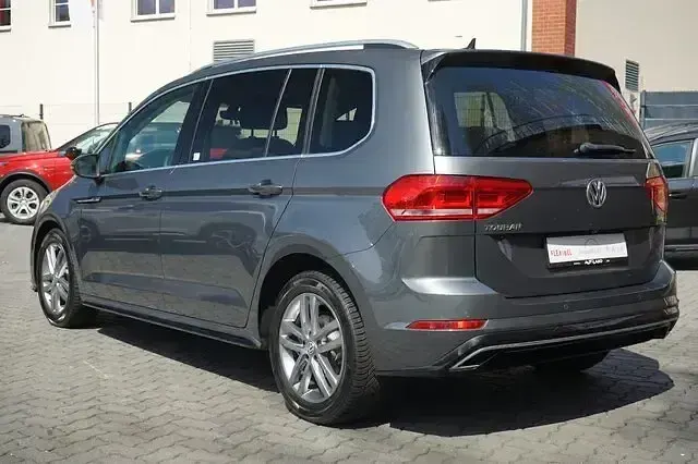 Gebraucht VW Touran R-line 150 PS (110 kW) 2019 Grau Van / Kleinbus