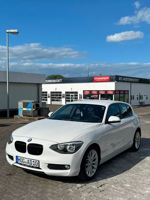 Gebraucht BMW 116 136 PS (100 kW) 2012 Weiß Kleinwagen