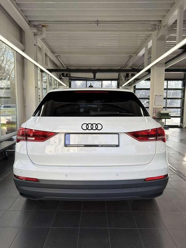 Gebraucht Audi Q3 Basis 150 PS (110 kW) 2019 Weiß SUV
