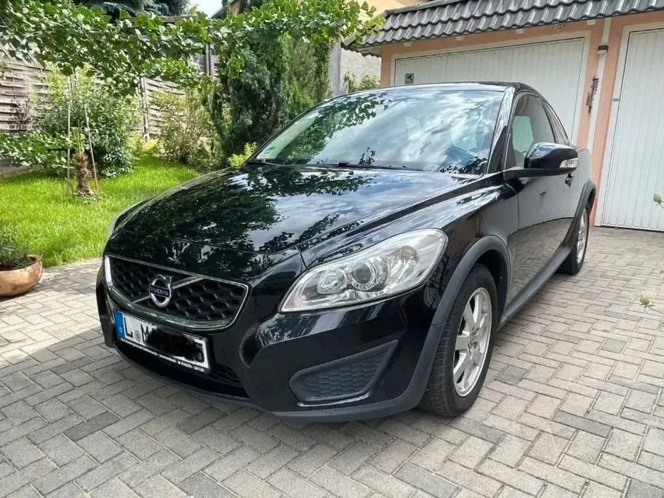 Gebraucht Volvo C30 Kinetic 145 PS (106 kW) 2012 Schwarz Kleinwagen