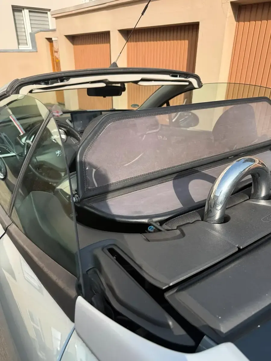 Gebraucht Peugeot 207 CC 120 PS (88 kW) 2010 Andere farben Cabrio