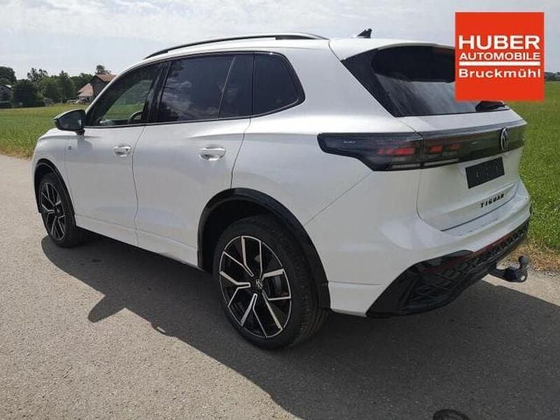 Neu VW Tiguan R-line 193 PS (141 kW) 2025 Andere SUV