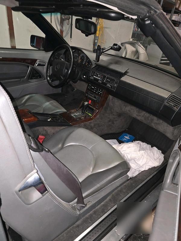 Gebraucht Mercedes SL320 231 PS (169 kW) 1995 Andere farben Cabrio