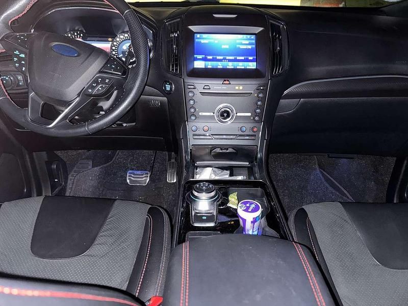 Gebraucht Ford Edge ST-Line 238 PS (175 kW) 2020 Grau SUV