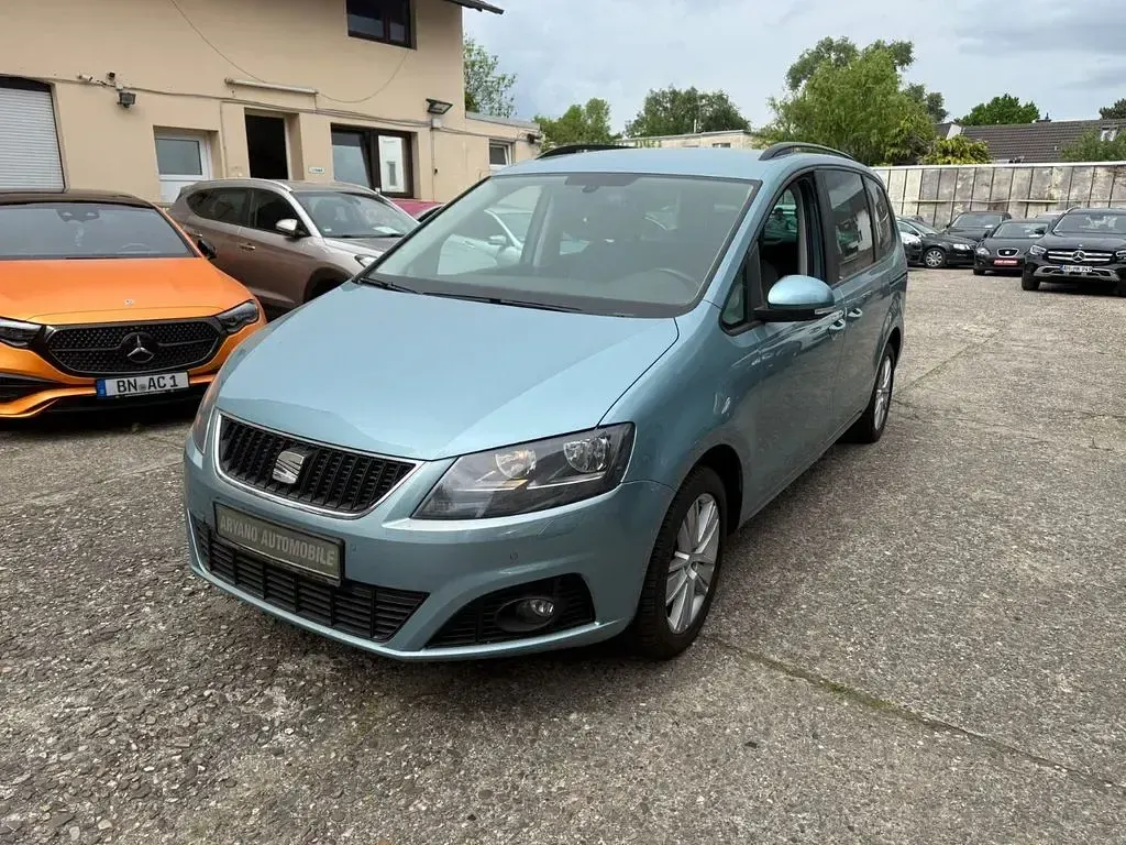Używany Seat Alhambra Style 140 KM (102 kW) 2013 Niebieski Minivan