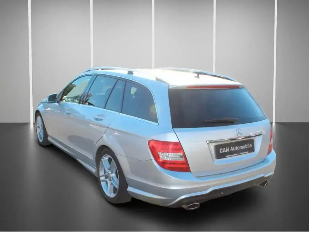 Gebraucht Mercedes C300 AMG line 231 PS (169 kW) 2011 Silber Limousine