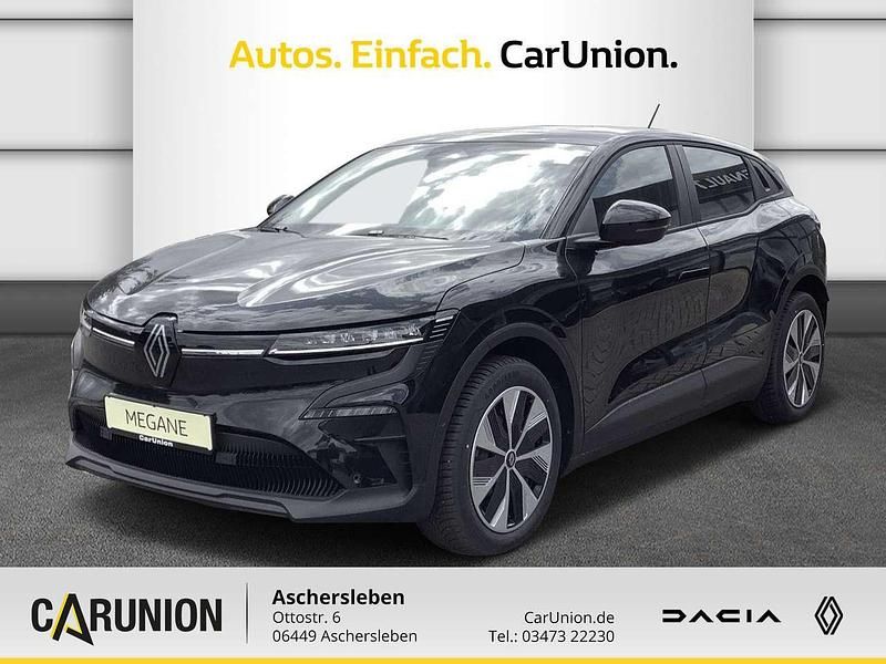 Black pearlschwarz metallic Gebraucht 2023 Renault Megane E-Tech Limousine | 22.995 € (Superpreis) - Bild 1/4