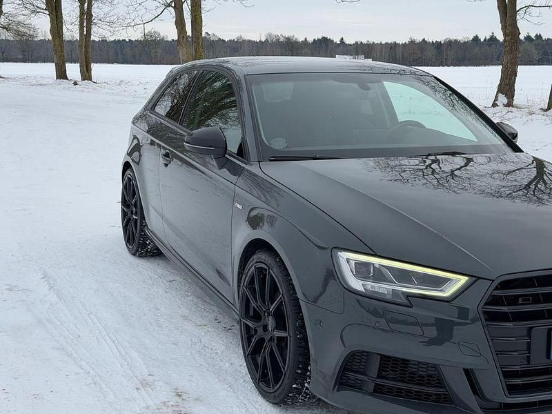 Gebraucht Audi A3 S-Line 150 PS (110 kW) 2017 Grau Limousine