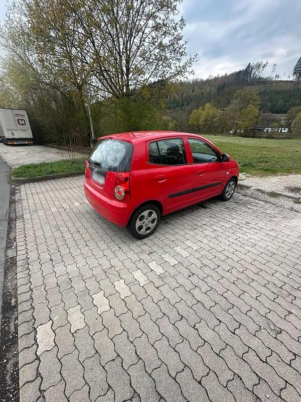 Gebraucht Kia Picanto 65 PS (47 kW) 2011 Rot Kleinwagen