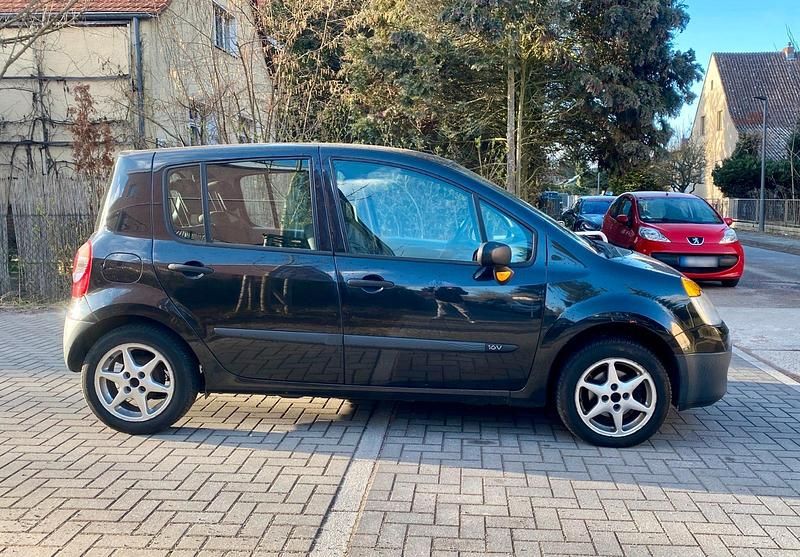 Gebraucht Renault Modus 75 PS (55 kW) 2006 Schwarz Van / Kleinbus