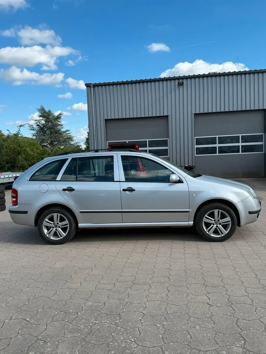 Gebraucht Skoda Fabia 64 PS (47 kW) 2004 Silber Kombi