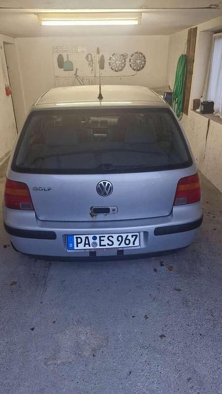 Gebraucht VW Golf III 75 PS (55 kW) 1997 Silber Limousine