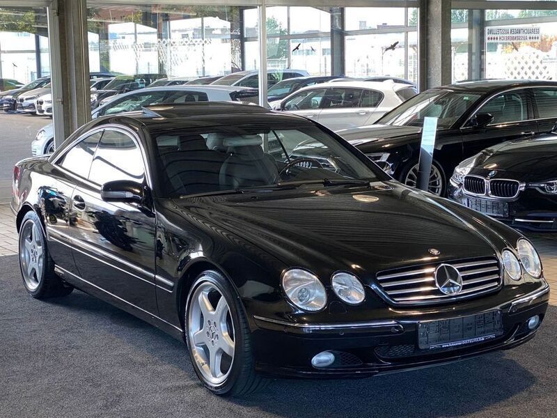 Obsidianschwarz metalliclack Gebraucht 2001 Mercedes CL55 AMG AMG Coupé | 18.990 € (Teuer) - Bild 1/4