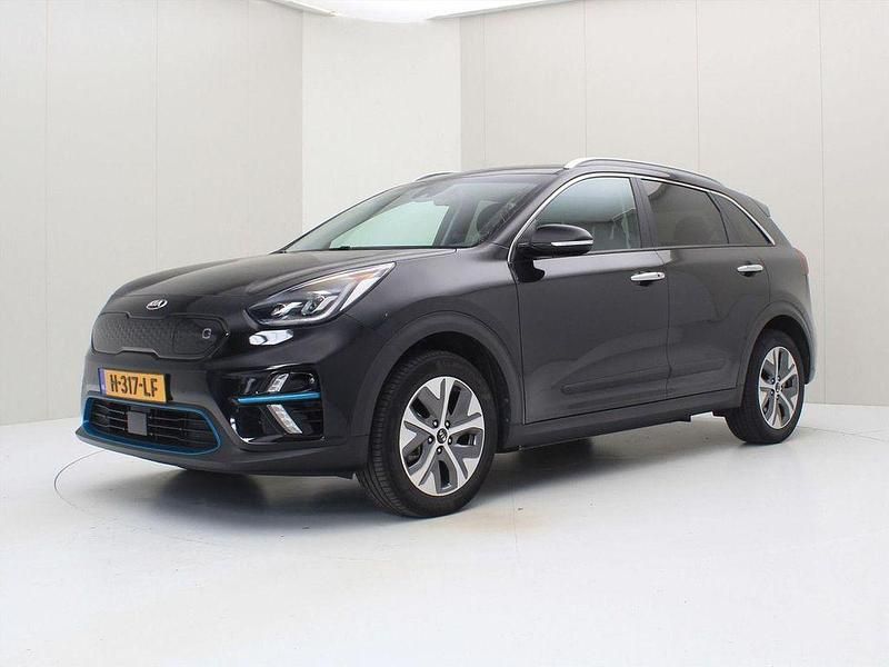 Schwarz Gebraucht 2020 Kia e-Niro 2 SUV | 19.700 € (Fairer Preis) - Bild 1/4