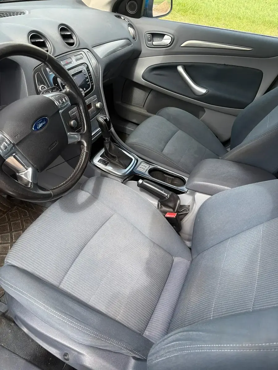 Gebraucht Ford Mondeo 140 PS (102 kW) 2008 Blau Kombi