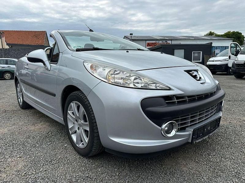 Gebraucht Peugeot 207 Sport 120 PS (88 kW) 2008 Gris aluminium Cabrio