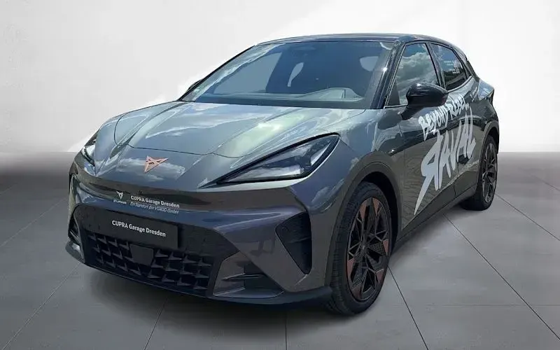Neu Cupra Raval Endurance 155 kW (211 PS) 2026 Schwarz Limousine