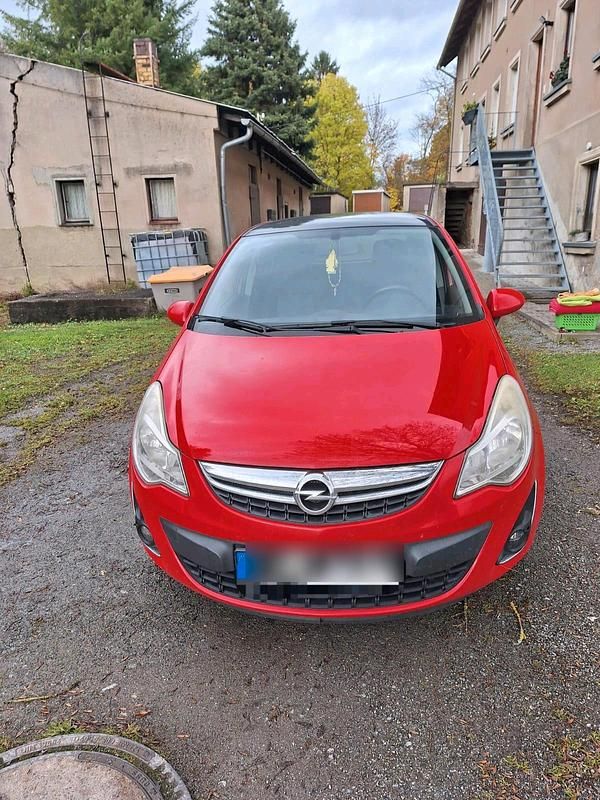 Rot Gebraucht 2011 Opel Corsa S Kleinwagen | 2.400 € (Teuer) - Bild 1/4
