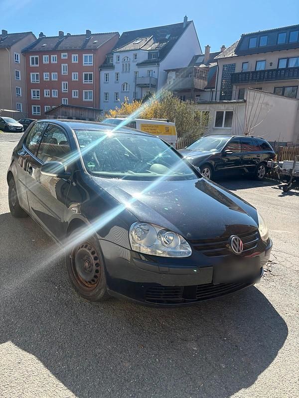 Gebraucht VW Golf V 75 PS (55 kW) 2004 Schwarz Kleinwagen