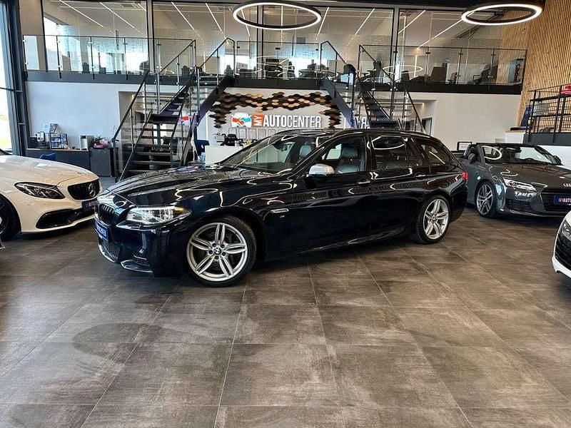 Gebraucht BMW 550 381 PS (280 kW) 2017 Carbonschwarz Kombi
