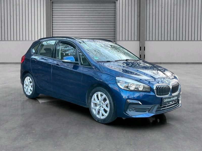 Gebraucht BMW 225 136 PS (100 kW) 2019 Blau Van / Kleinbus