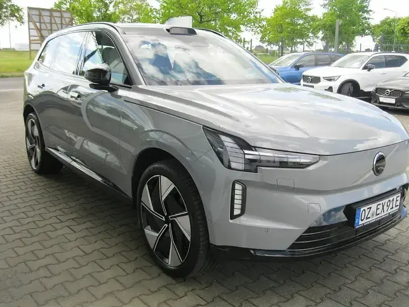 Gebraucht Volvo EX90 Ultra 380 kW (517 PS) 2025 Grau SUV