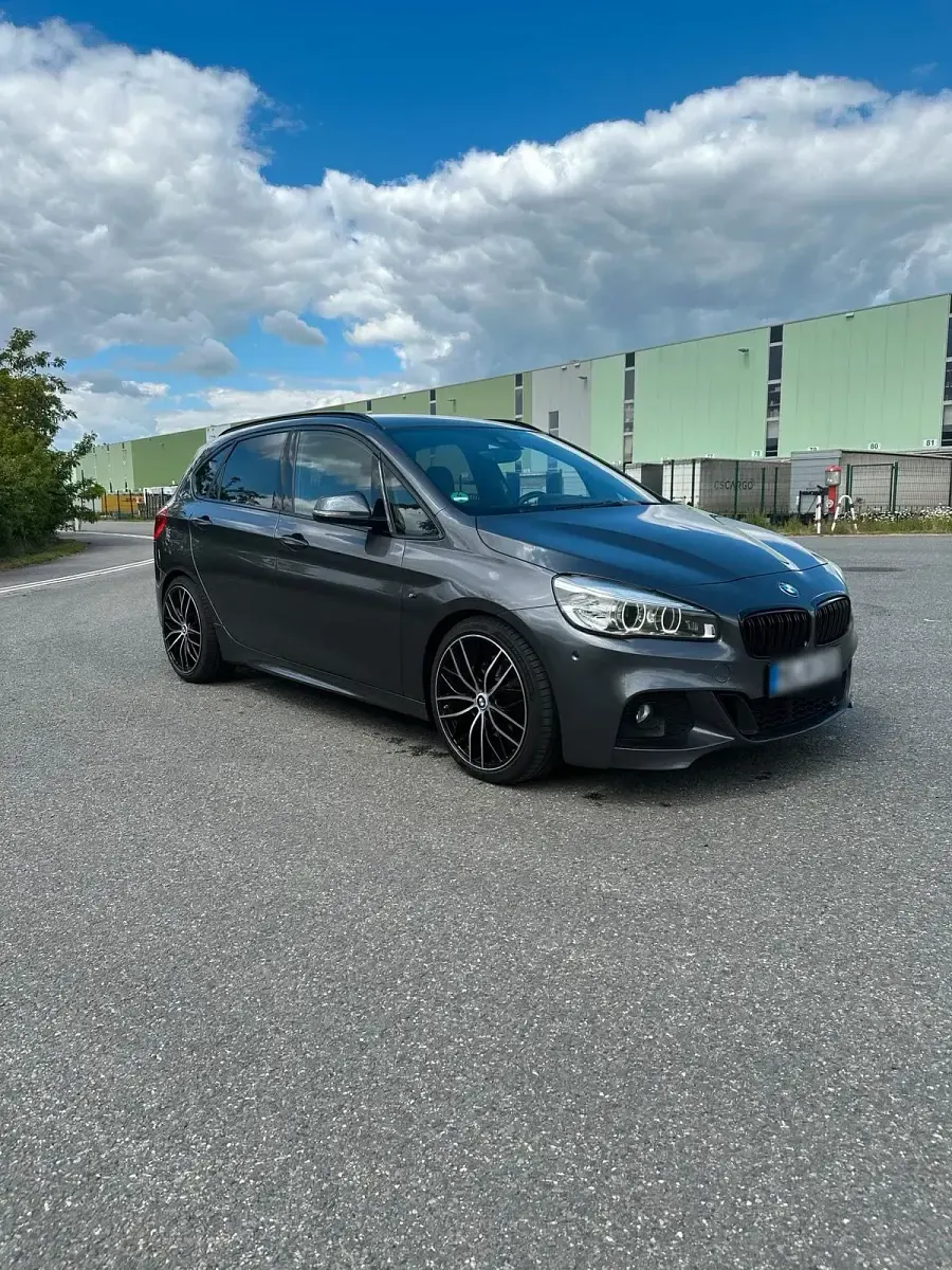 Gebraucht BMW 220 M Sport 190 PS (139 kW) 2015 Grau Kombi