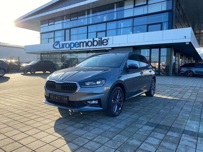 Gebraucht Skoda 110 R Style 110 PS (80 kW) 2022 Graphite grau Limousine