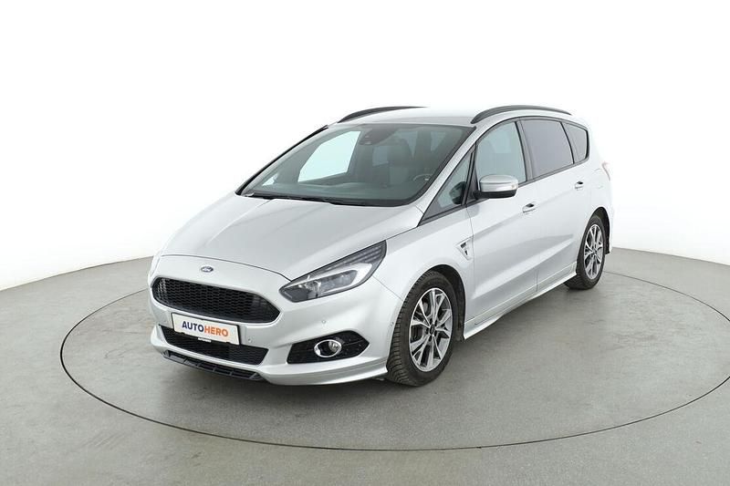 Grau Gebraucht 2018 Ford S-MAX ST-Line Van / Kleinbus | 21.650 € (Etwas zu teuer) - Bild 1/3