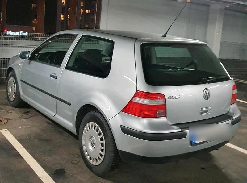 Gebraucht VW Golf IV 105 PS (77 kW) 2002 Silber Limousine