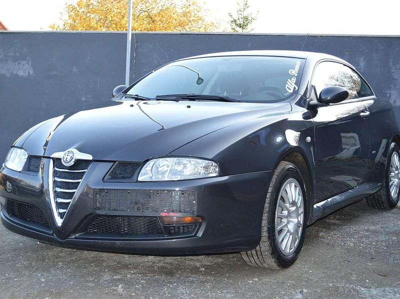 A: liparigrau f:quarzgrau met Gebraucht 2006 Alfa Romeo GT Progression Coupé | 5.499 € - Bild 1/4