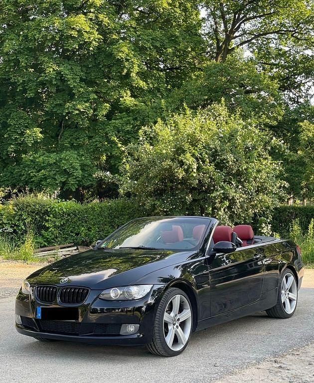 Schwarz Gebraucht 2007 BMW 330 Cabriolet Performance Cabrio | 9.500 € (Guter Preis) - Bild 1/4