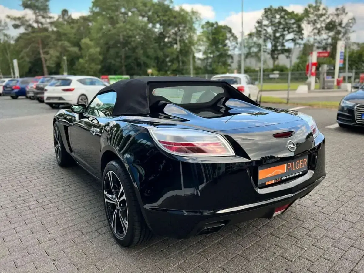Gebraucht Opel GT 264 PS (194 kW) 2009 Schwarz Cabrio