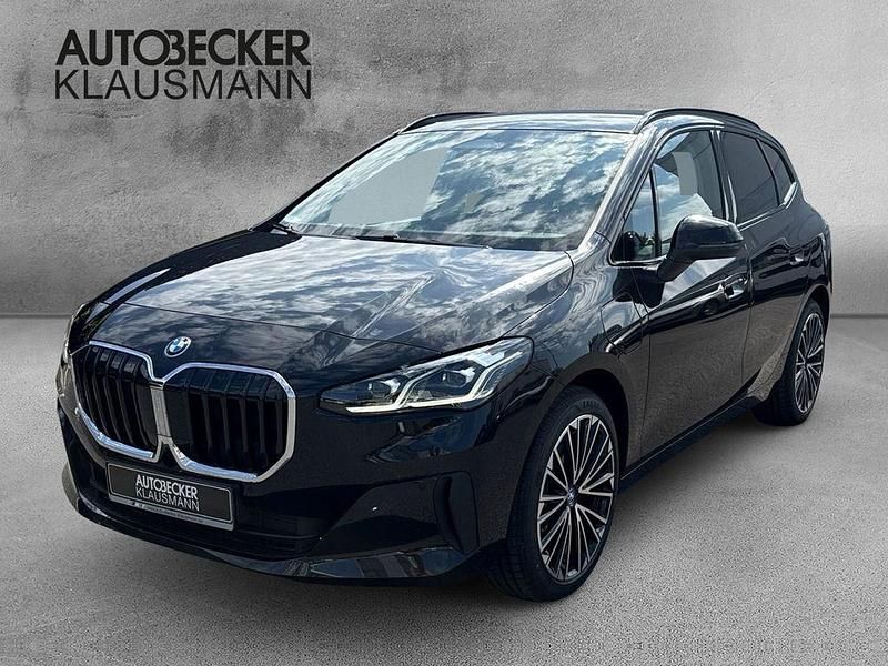 Schwarz Neu 2025 BMW 225 Active Tourer Luxury Line Van / Kleinbus | 47.490 € (Fairer Preis) - Bild 1/4