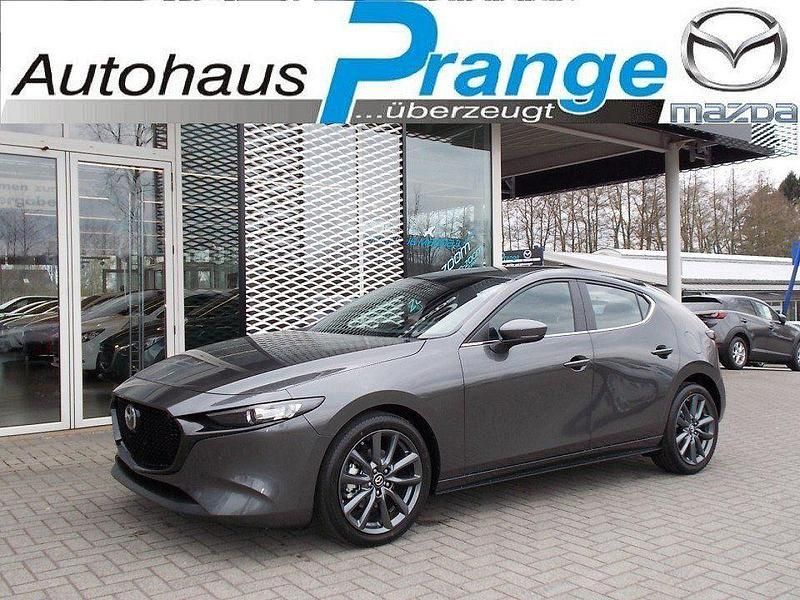 Machine gray Neu 2025 Mazda 3 Center-Line Limousine | 26.985 € - Bild 1/4