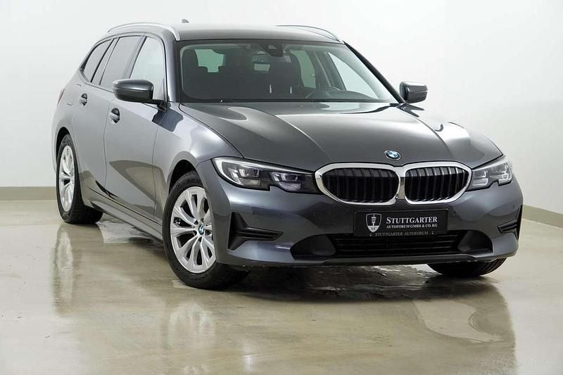 Gebraucht BMW 320 Advantage 190 PS (139 kW) 2020 Grau Kombi