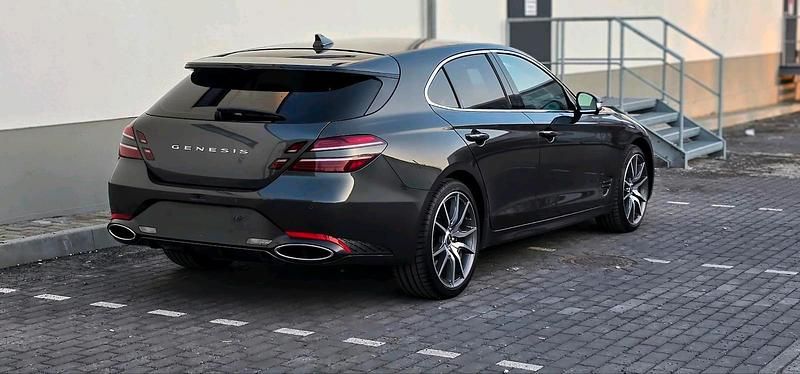Grau Gebraucht 2023 Genesis G70 Limousine | 36.850 € (Superpreis) - Bild 1/4