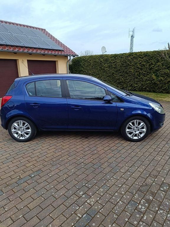 Gebraucht Opel Corsa Color Edition 87 PS (63 kW) 2009 Blau Kleinwagen