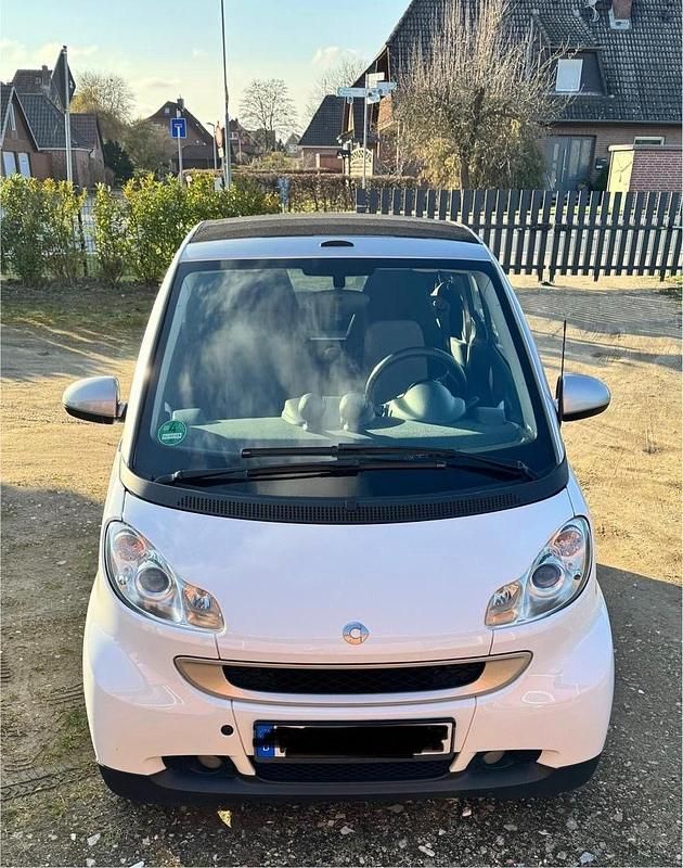 Gebraucht Smart ForTwo Cabrio 71 PS (52 kW) 2010 Weiß Cabrio
