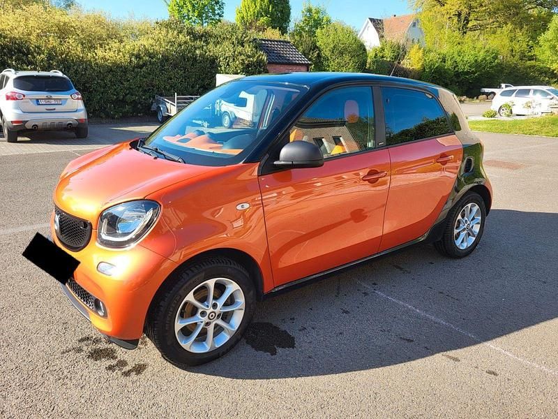 Orange Gebraucht 2017 Smart ForFour Passion Kleinwagen | 8.399 € (Guter Preis) - Bild 1/4